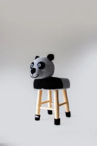 makuka - háčkovaná taburetka panda